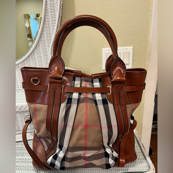 Burberry Bridle Whipstitch Convertible Tote House Check Canvas Medium - Picture 8 of 13